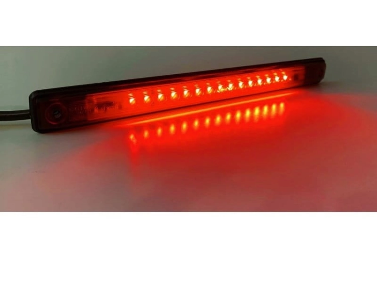 dodatkowe-trzecie-swiatlo-stop-lampa-led-12v-24v (2).jpg